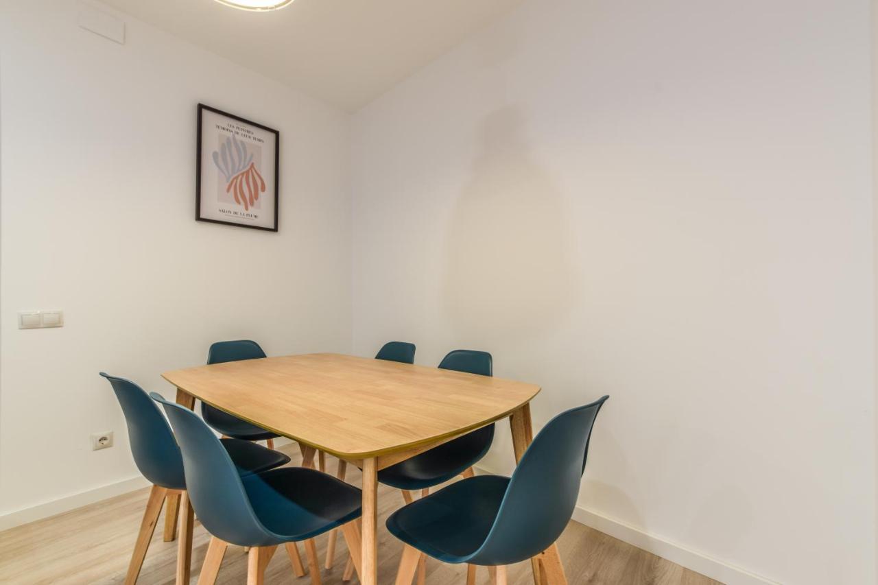 Apartamentos En Madrid Rio Екстер'єр фото