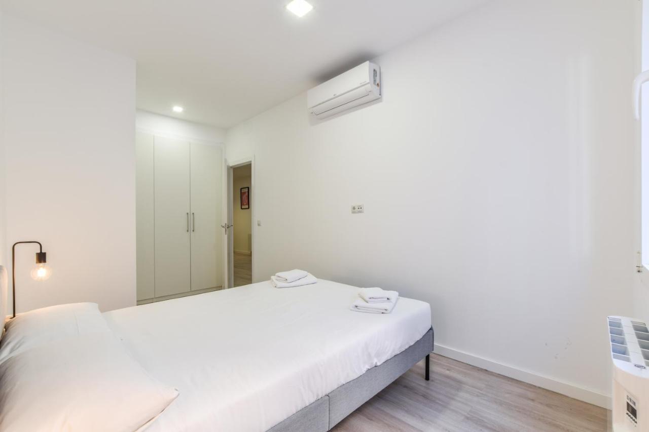 Apartamentos En Madrid Rio Екстер'єр фото